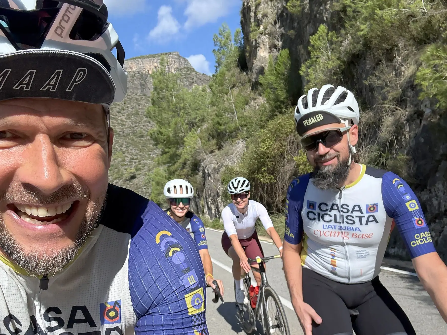 Wspólne selfie w strojach CasaCiclista